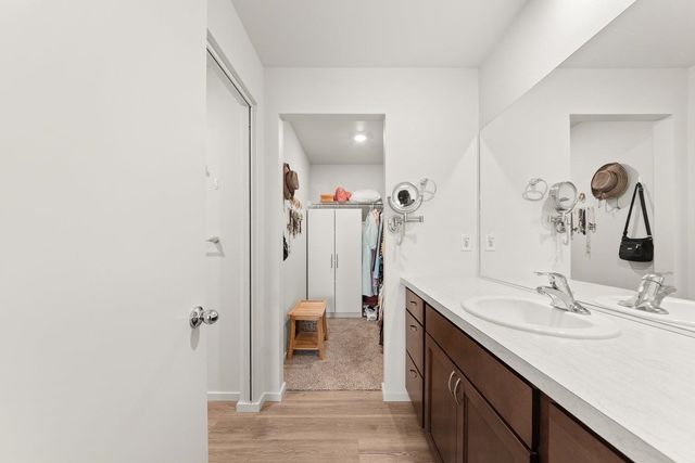 8320 S Colwood Rd, Cheney, WA 99004