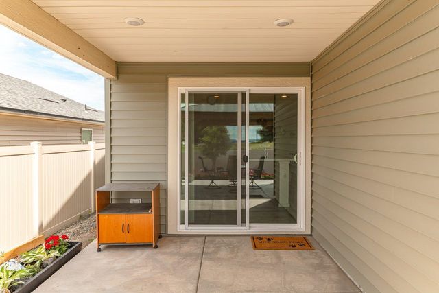 8320 S Colwood Rd, Cheney, WA 99004