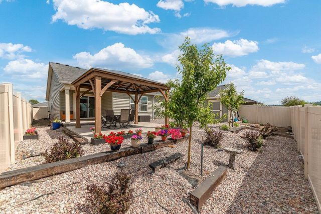 8320 S Colwood Rd, Cheney, WA 99004