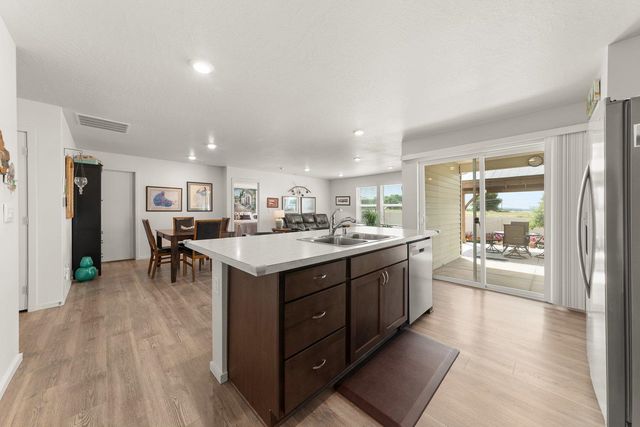 8320 S Colwood Rd, Cheney, WA 99004