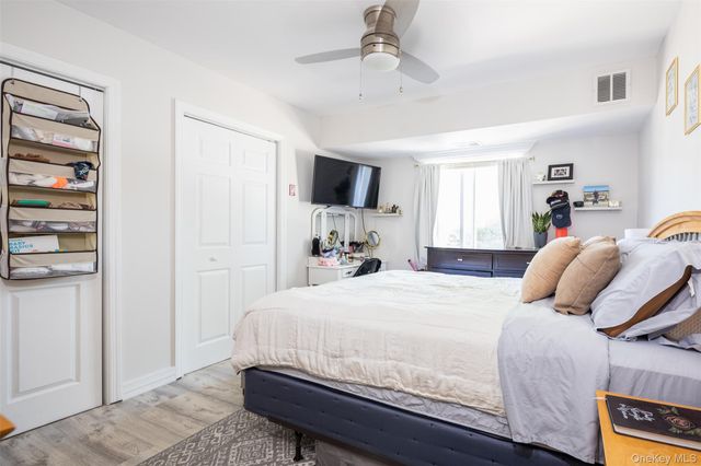 49 Navajo Court 49, Coram, NY 11727