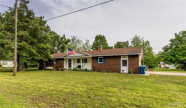 211 E Elm, Bertrand, MO 63823