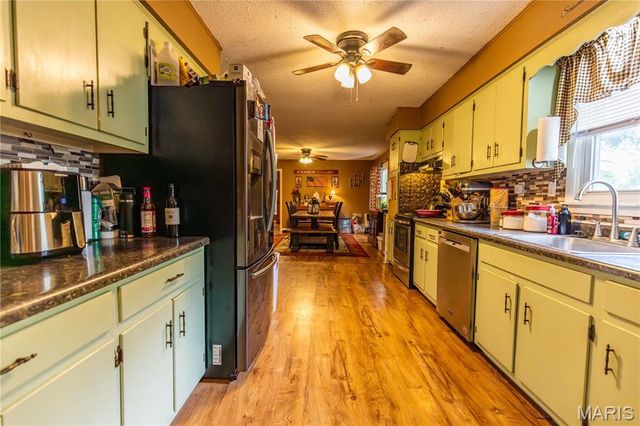 211 E Elm, Bertrand, MO 63823