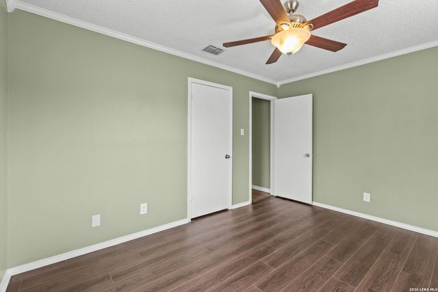 5991 Woodridge Cove, San Antonio, TX 78249