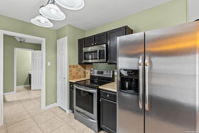 5991 Woodridge Cove, San Antonio, TX 78249