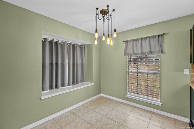 5991 Woodridge Cove, San Antonio, TX 78249