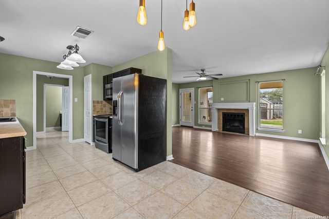 5991 Woodridge Cove, San Antonio, TX 78249