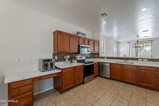 6959 S Wilson Drive, Chandler, AZ 85249