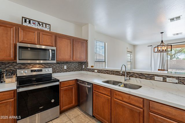 6959 S Wilson Drive, Chandler, AZ 85249