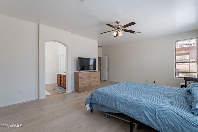 6959 S Wilson Drive, Chandler, AZ 85249