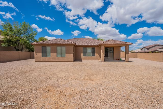6959 S Wilson Drive, Chandler, AZ 85249