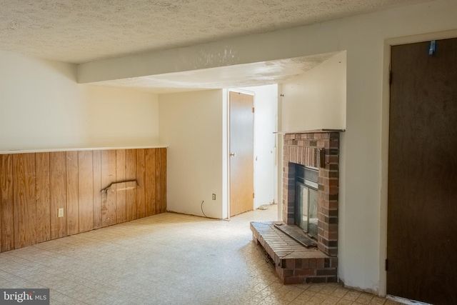 452 CENTER ST, Frederick, MD 21701