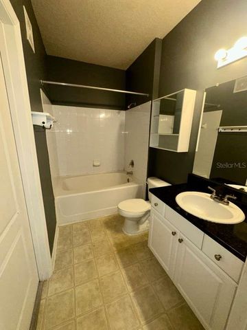 8836 VILLA VIEW CIRCLE 208, Orlando, FL 32821