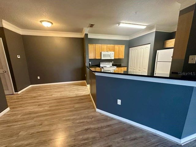 8836 VILLA VIEW CIRCLE 208, Orlando, FL 32821