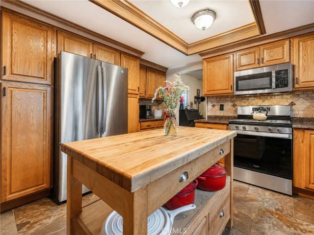 43944 Shiloh, Lancaster, CA 93535