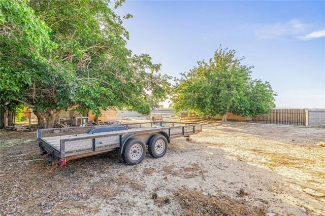 43944 Shiloh, Lancaster, CA 93535
