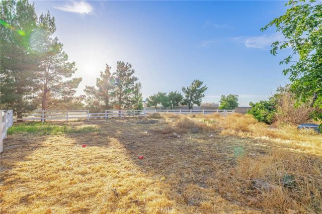 43944 Shiloh, Lancaster, CA 93535