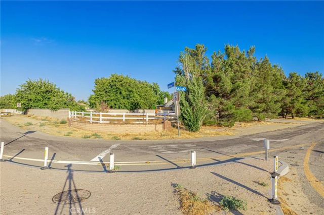 43944 Shiloh, Lancaster, CA 93535
