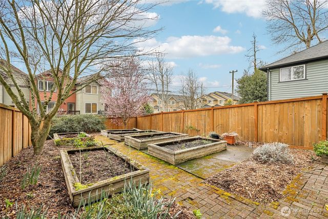 5217 23rd Avenue SW, Seattle, WA 98106