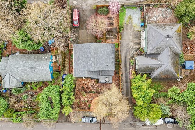 5217 23rd Avenue SW, Seattle, WA 98106