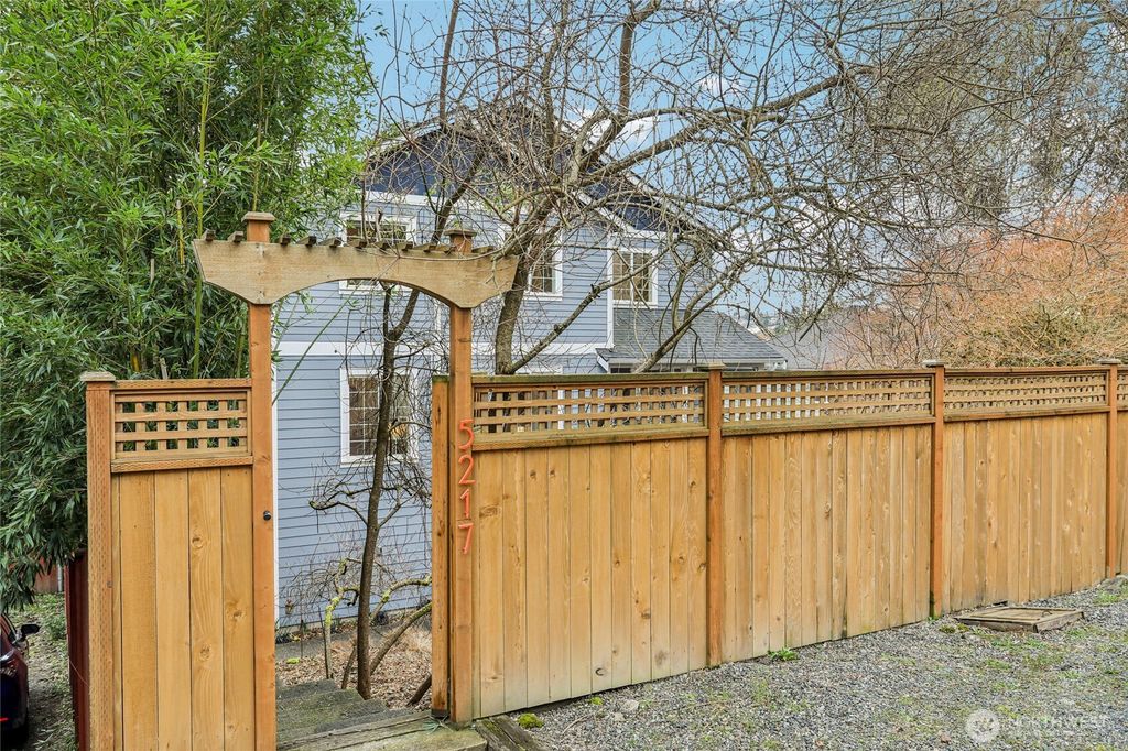 5217 23rd Avenue SW, Seattle, WA 98106