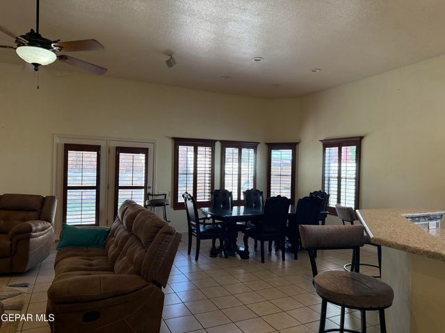 3637 TIERRA VERGEL Drive, El Paso, TX 79938