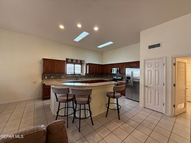 3637 TIERRA VERGEL Drive, El Paso, TX 79938