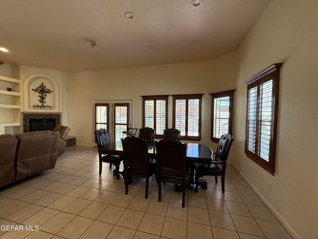 3637 TIERRA VERGEL Drive, El Paso, TX 79938