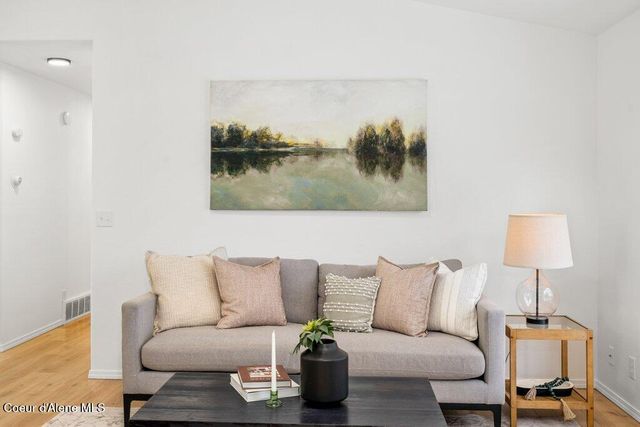 10759 N Idaho RD, Post Falls, ID 83854