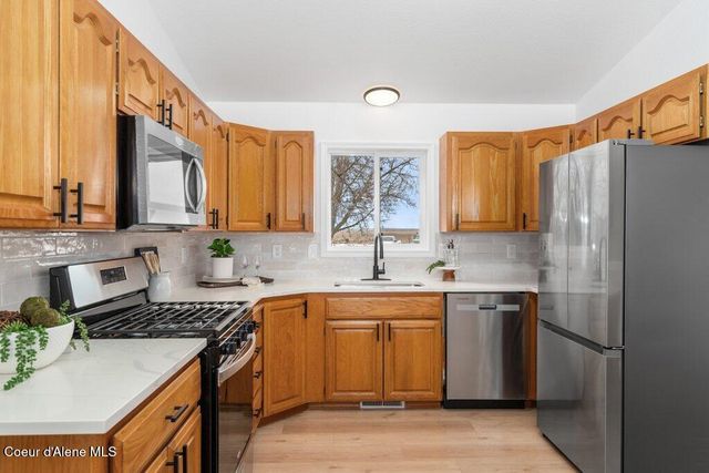 10759 N Idaho RD, Post Falls, ID 83854