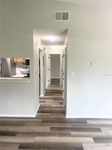 4854 S SEMORAN BOULEVARD 2205, Orlando, FL 32822