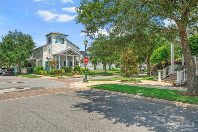 512 E Romana, Pensacola, FL 32502