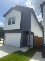 9932 Fillmore Street, Houston, TX 77029