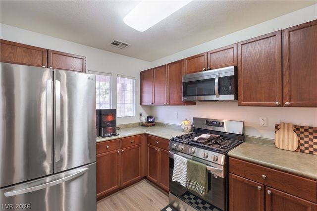 9112 Alluring Avenue, Las Vegas, NV 89149