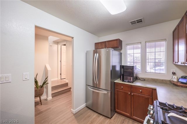 9112 Alluring Avenue, Las Vegas, NV 89149