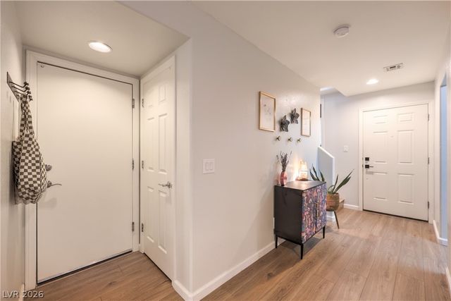 9112 Alluring Avenue, Las Vegas, NV 89149