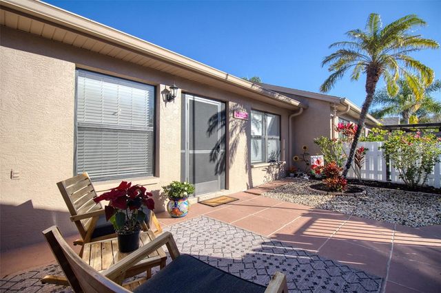 3177 CHARTER CLUB DRIVE B, Tarpon Springs, FL 34688