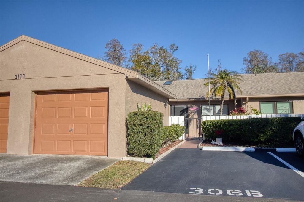 3177 CHARTER CLUB DRIVE B, Tarpon Springs, FL 34688