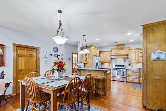 5884 FM 1650, Gilmer, TX 75645