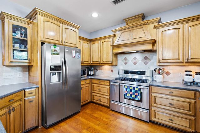 5884 FM 1650, Gilmer, TX 75645