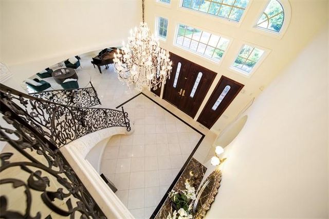 150 Crabapple Road, Manhasset, NY 11030