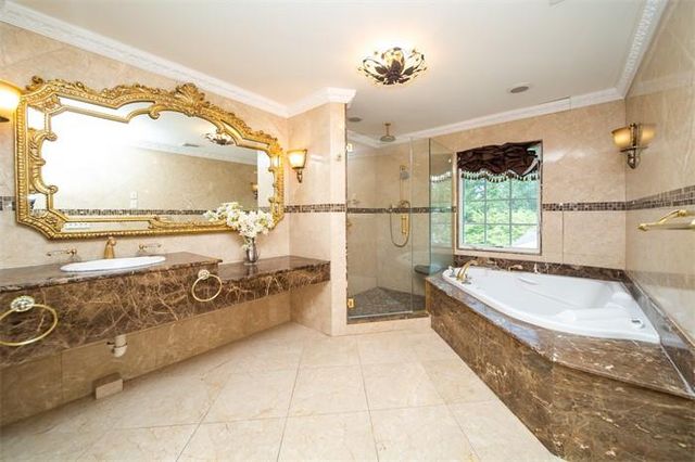 150 Crabapple Road, Manhasset, NY 11030