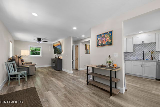 4509 Lifford Lane, Corryton, TN 37721