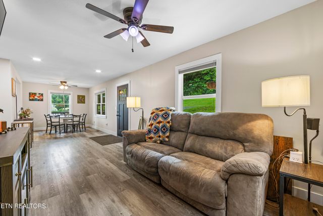 4509 Lifford Lane, Corryton, TN 37721
