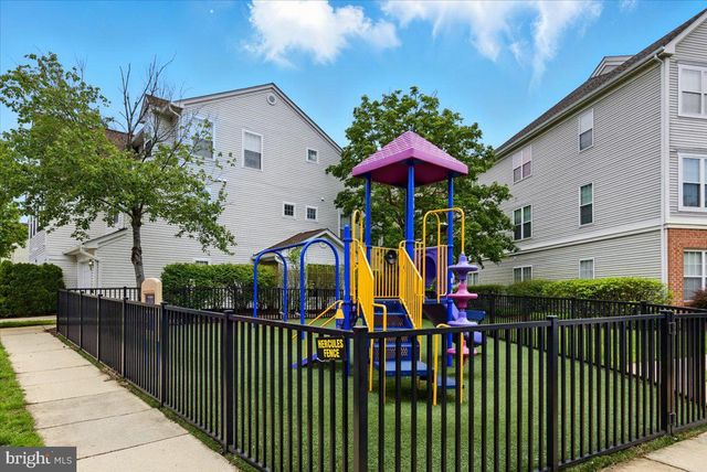 7701 Haynes Point Way Unit 1902, Alexandria, VA 22315