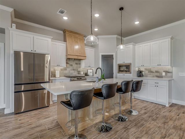 6009 Allen Scott Lane, Edmond, OK 73034