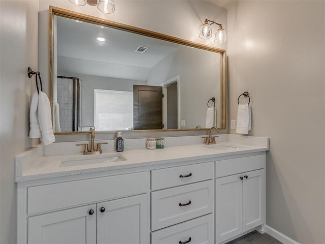 6009 Allen Scott Lane, Edmond, OK 73034