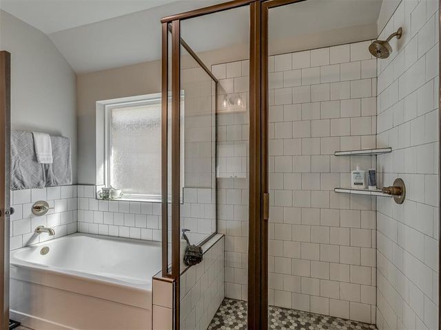 6009 Allen Scott Lane, Edmond, OK 73034