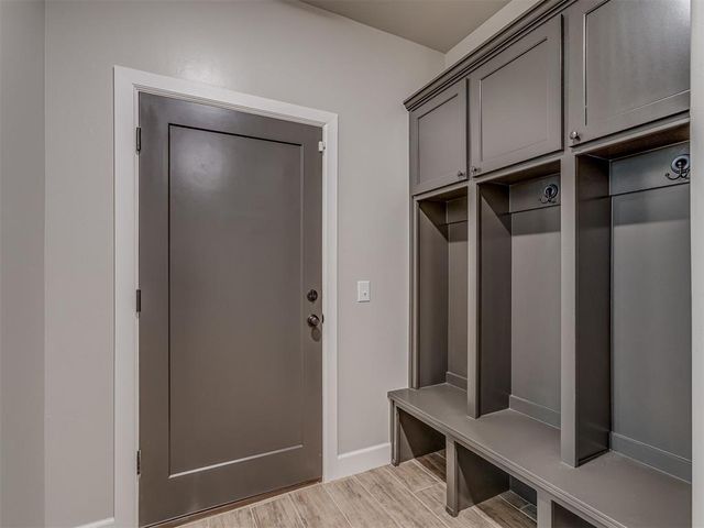 6009 Allen Scott Lane, Edmond, OK 73034