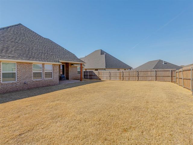 6009 Allen Scott Lane, Edmond, OK 73034